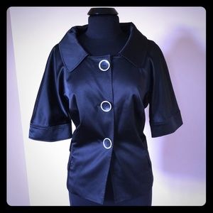 2X Tuxedo Jacket with 3 Extra Large Buttons
